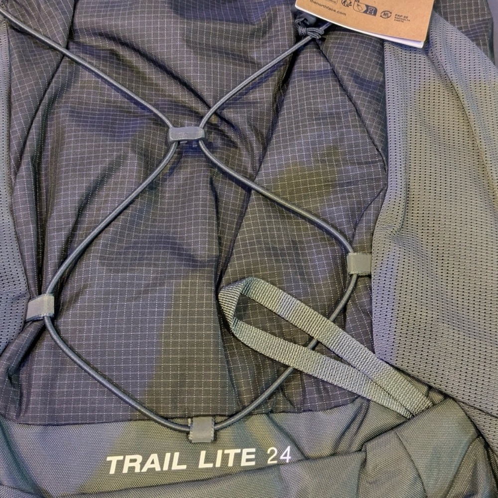 Trail Lite 24 Black Backpack